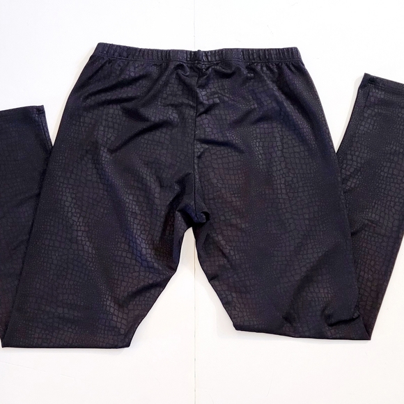 NWOT Reptile Print leggings - Picture 6 of 8